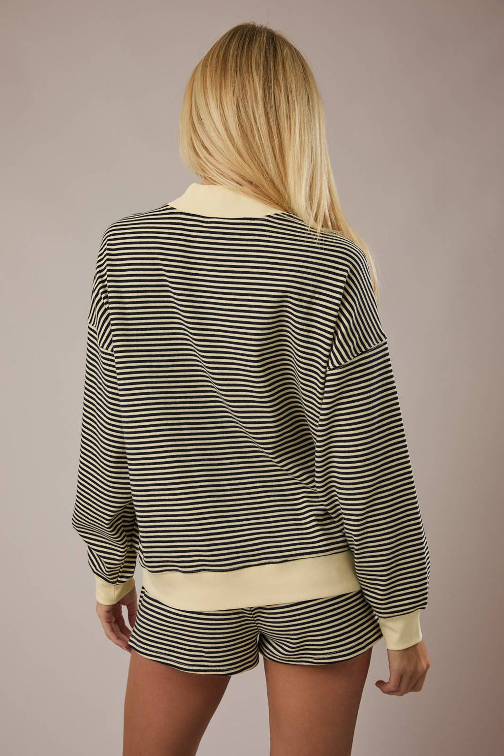 MOCK NECK STRIPE SWEATSHIRTS TOP