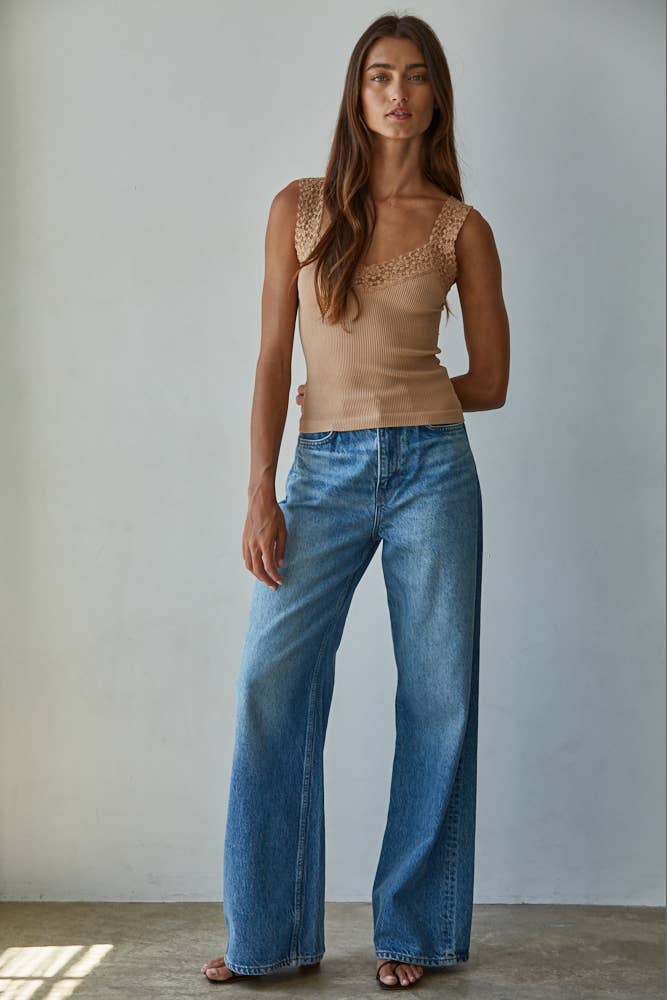 Seamless Ribbed Tank Top with Lace Trim