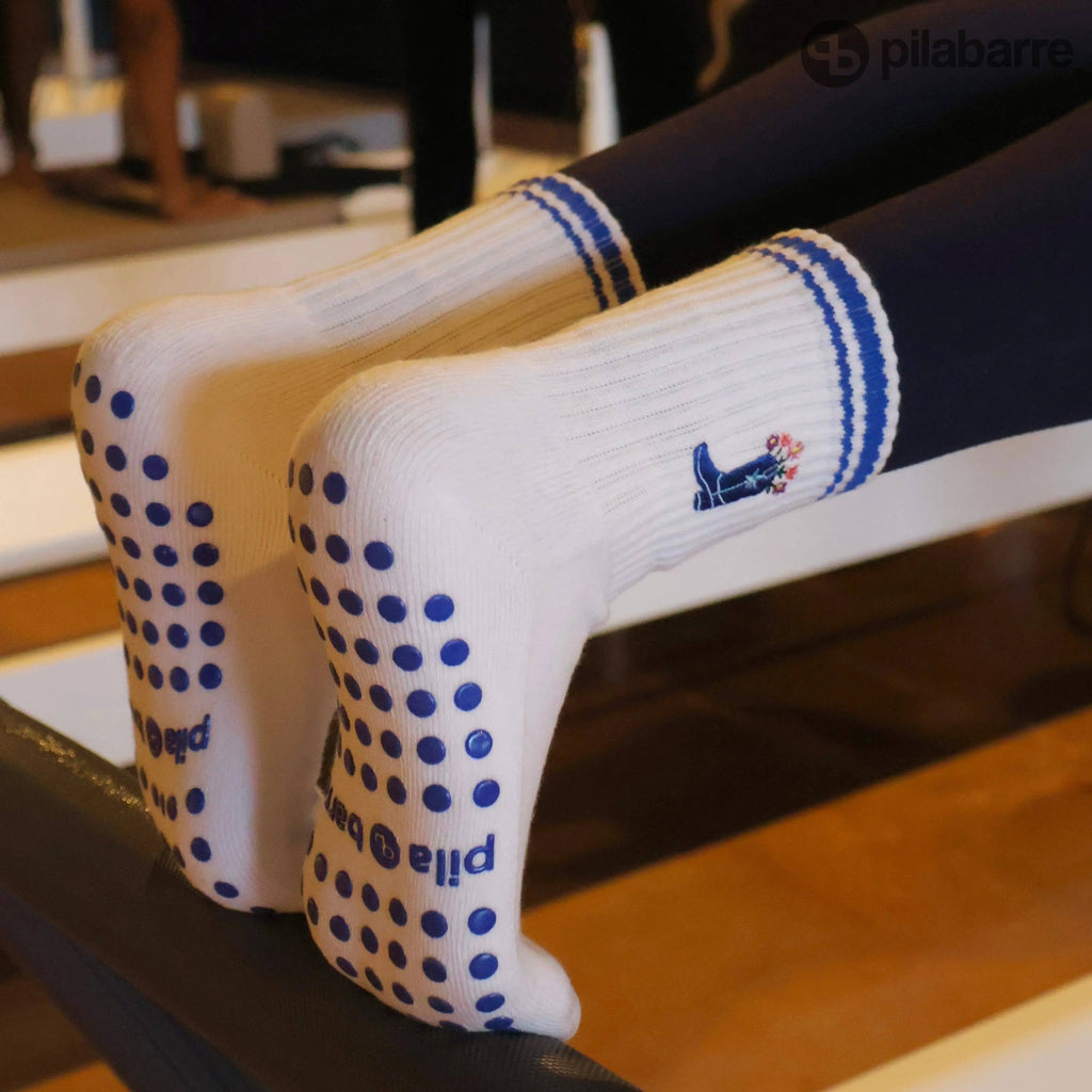 Boots & Bloom Grip Socks