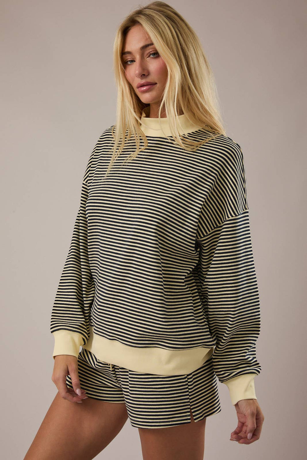 MOCK NECK STRIPE SWEATSHIRTS TOP