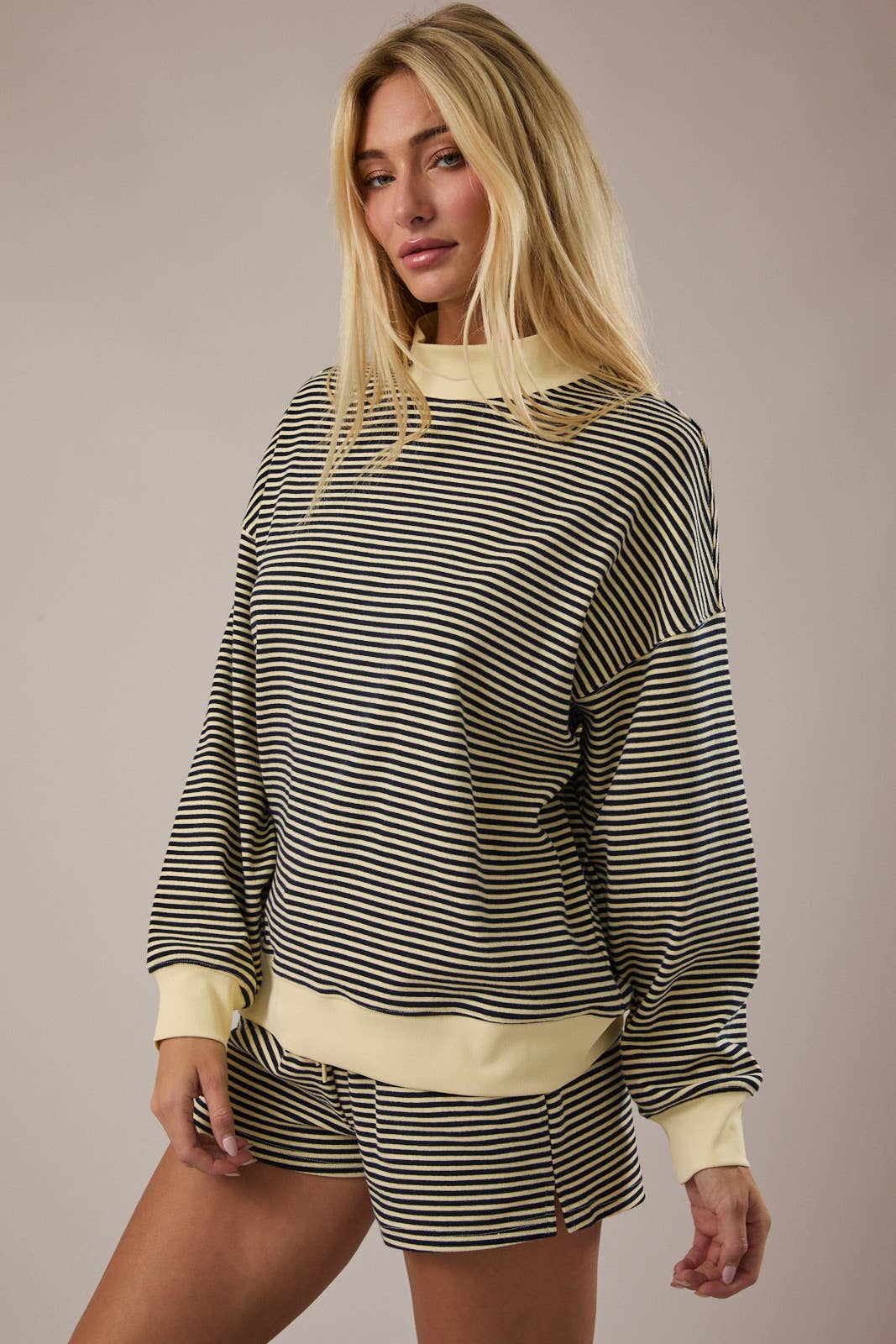 MOCK NECK STRIPE SWEATSHIRTS TOP