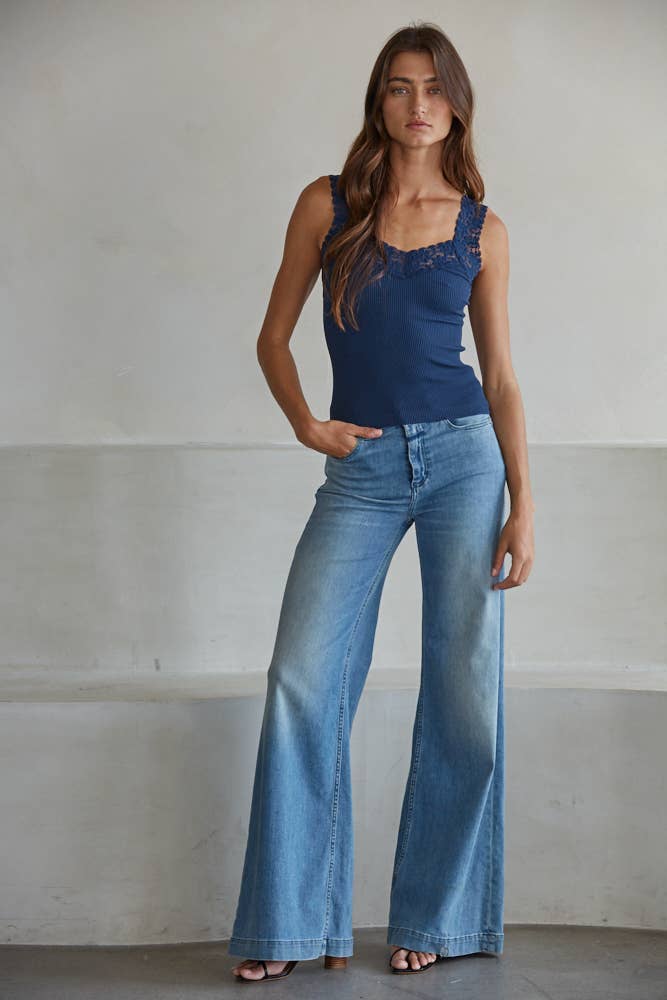 Seamless Ribbed Tank Top with Lace Trim