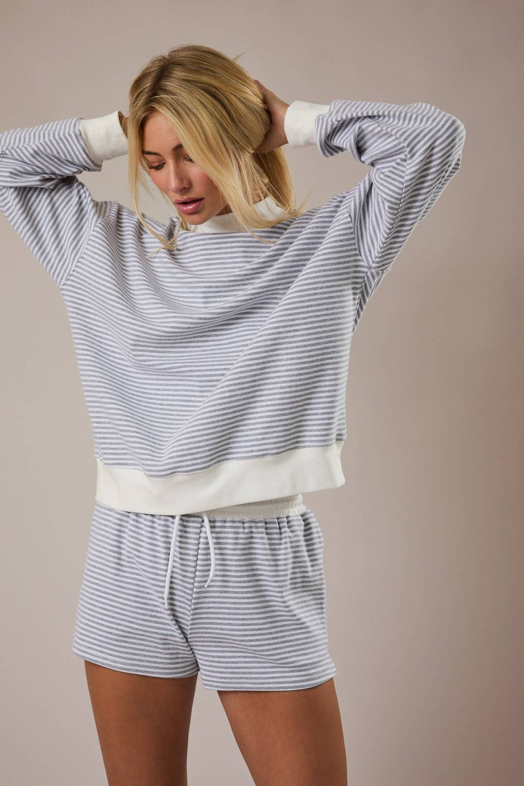 MOCK NECK STRIPE SWEATSHIRTS TOP